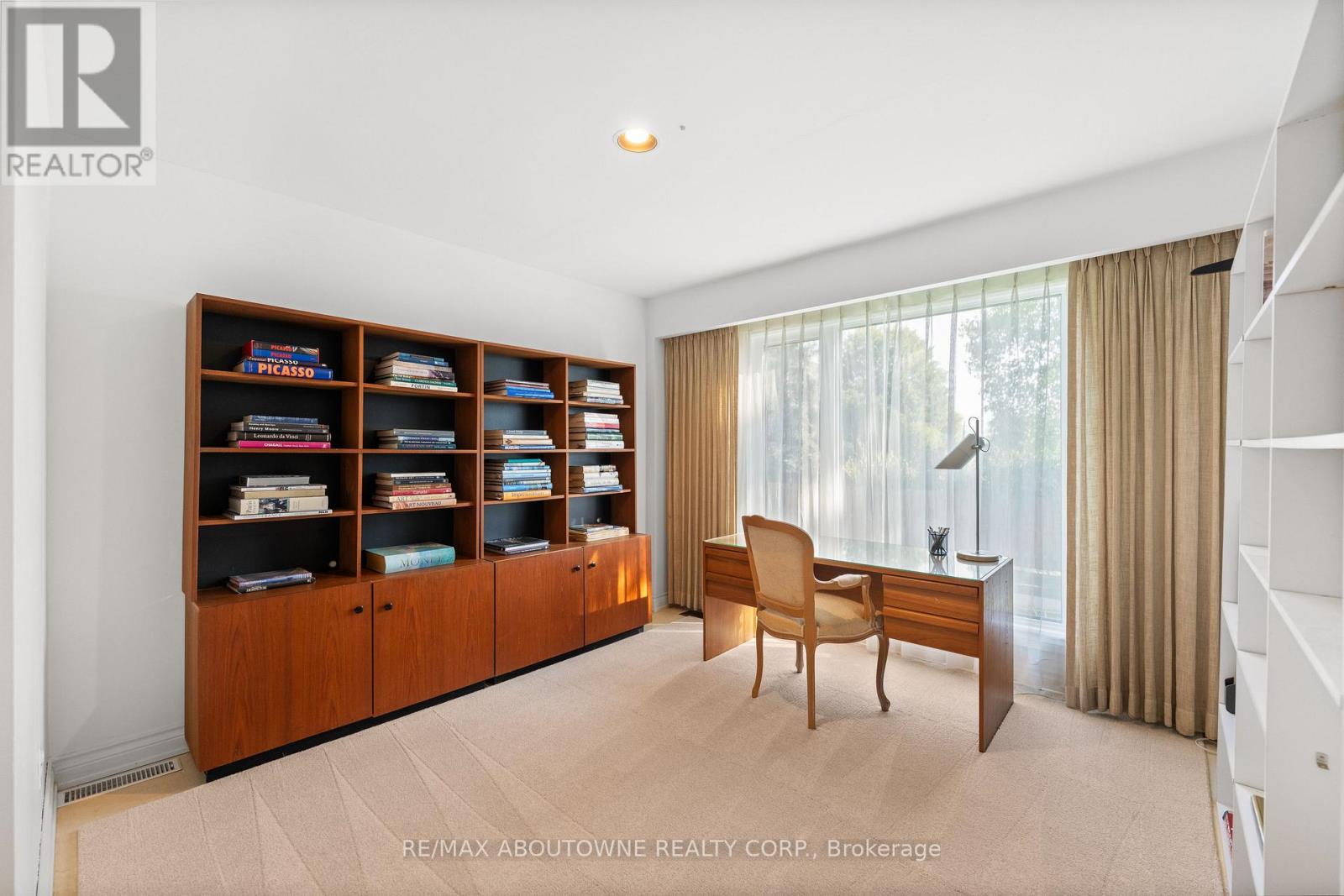20 Arkendo Drive Property Photo 15