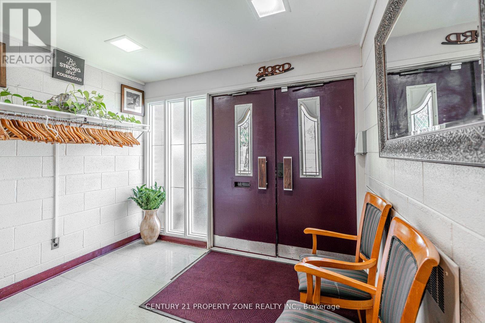 1261 North Sherdian Way Property Photo 11
