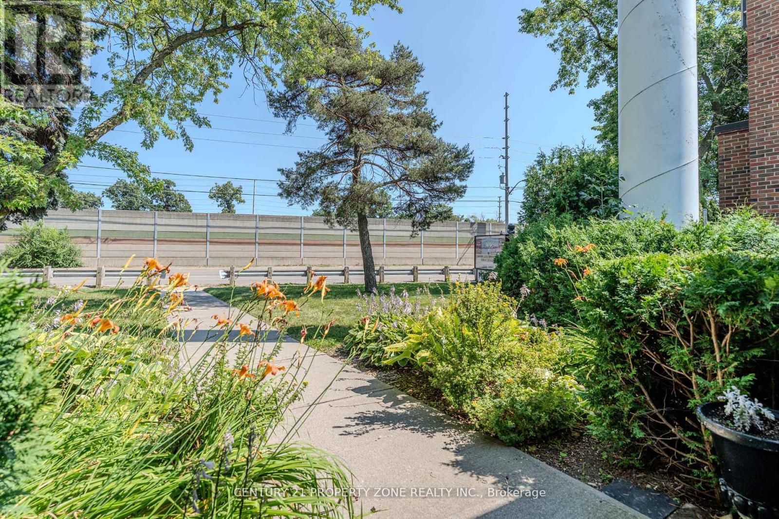 1261 North Sherdian Way Property Photo 26