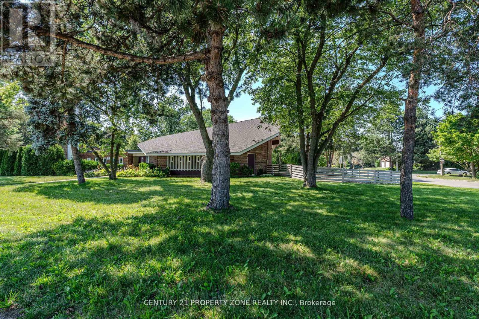 1261 North Sherdian Way Property Photo 34