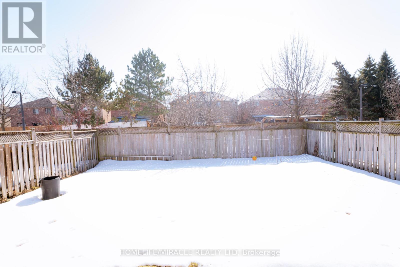 16 Dunure Crescent Property Photo 7