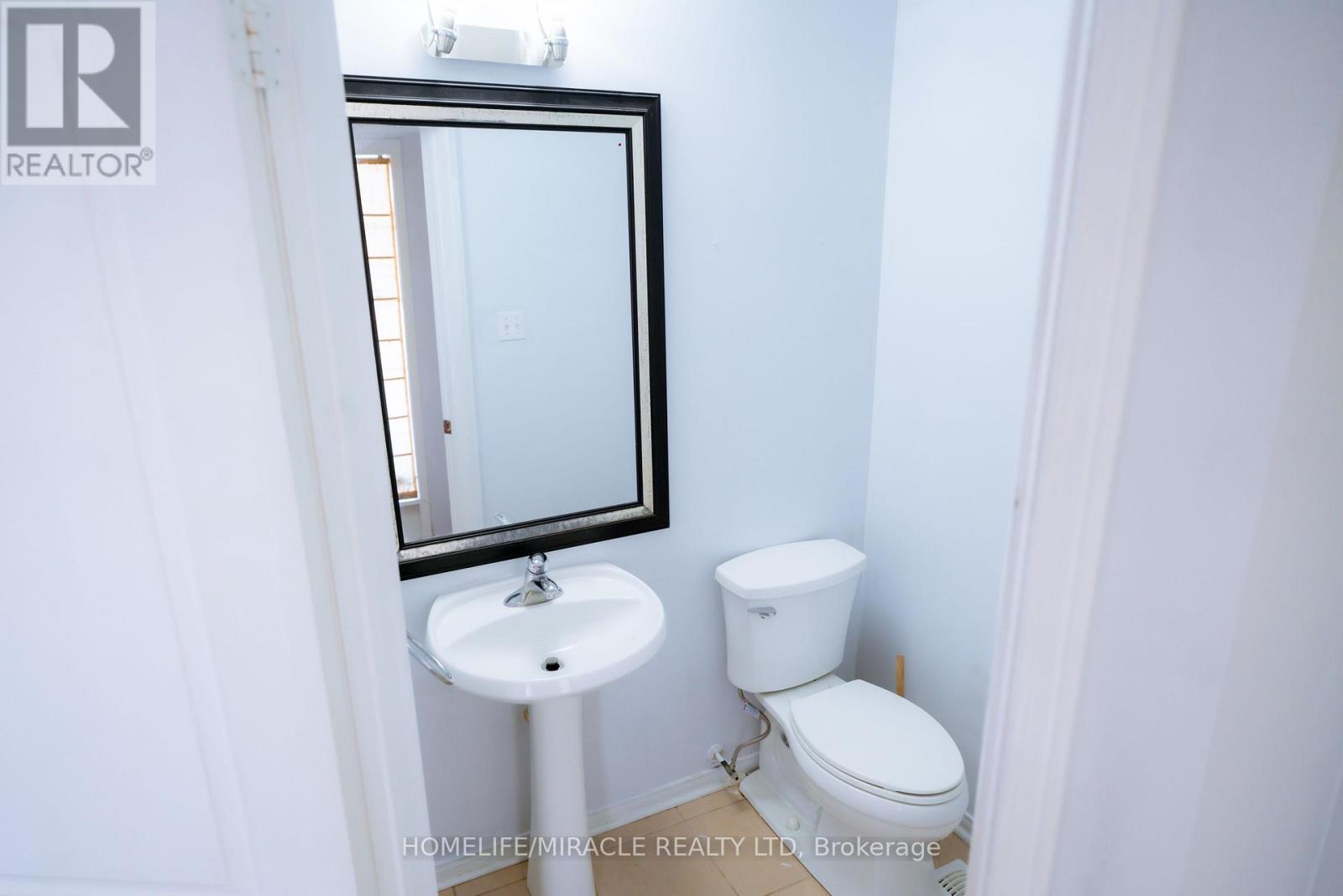 16 Dunure Crescent Property Photo 12