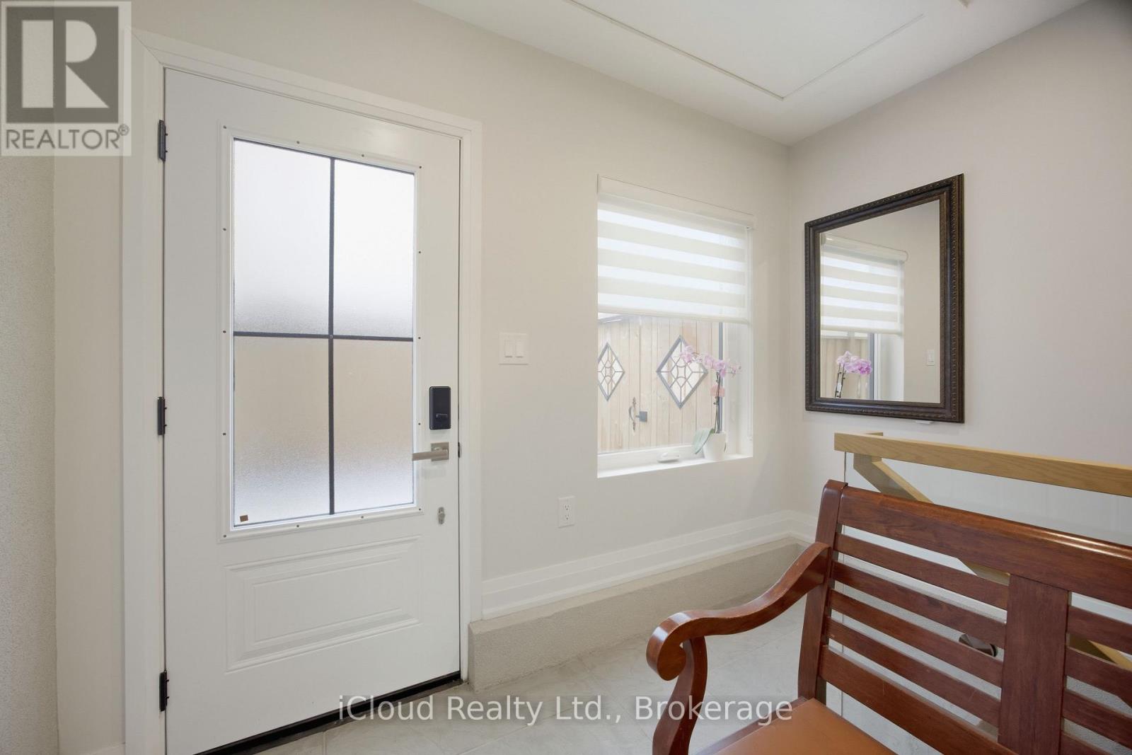 B - 23 Swanhurst Boulevard Property Photo 19