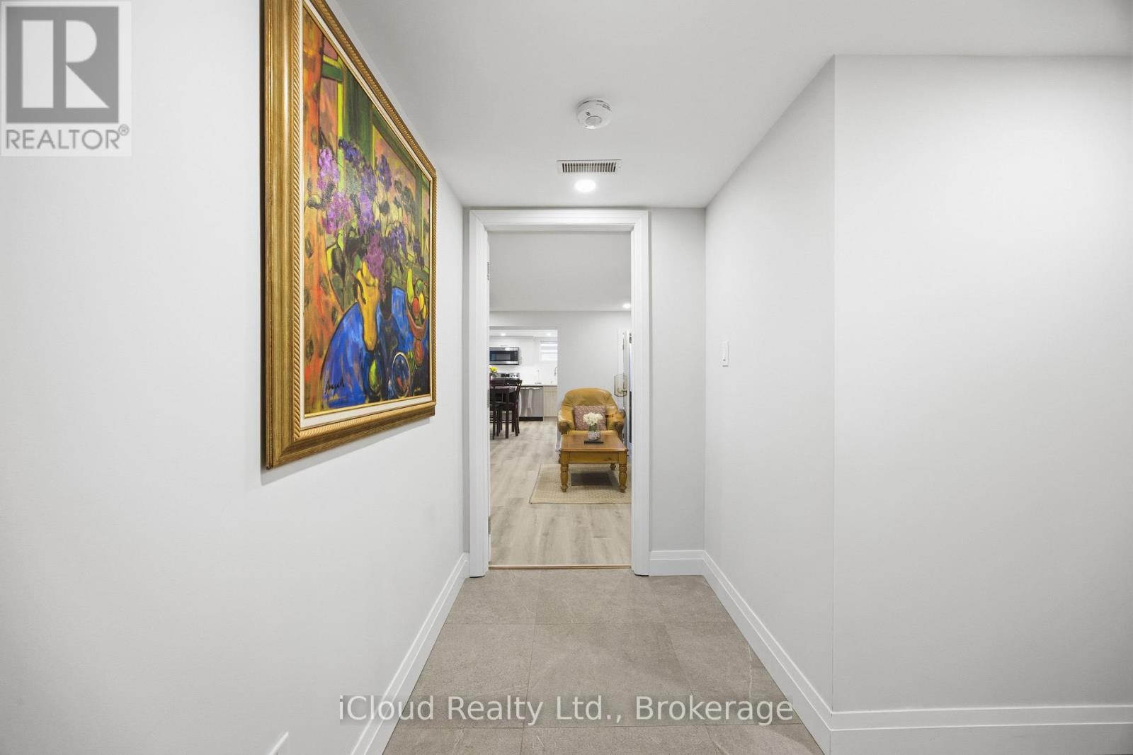 B - 23 Swanhurst Boulevard Property Photo 22