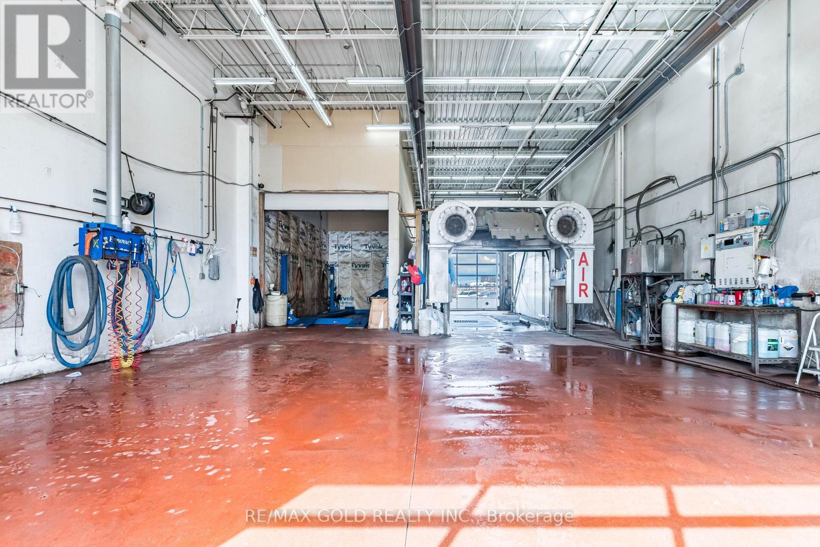 2 - 7091 Hurontario Street Property Photo 10