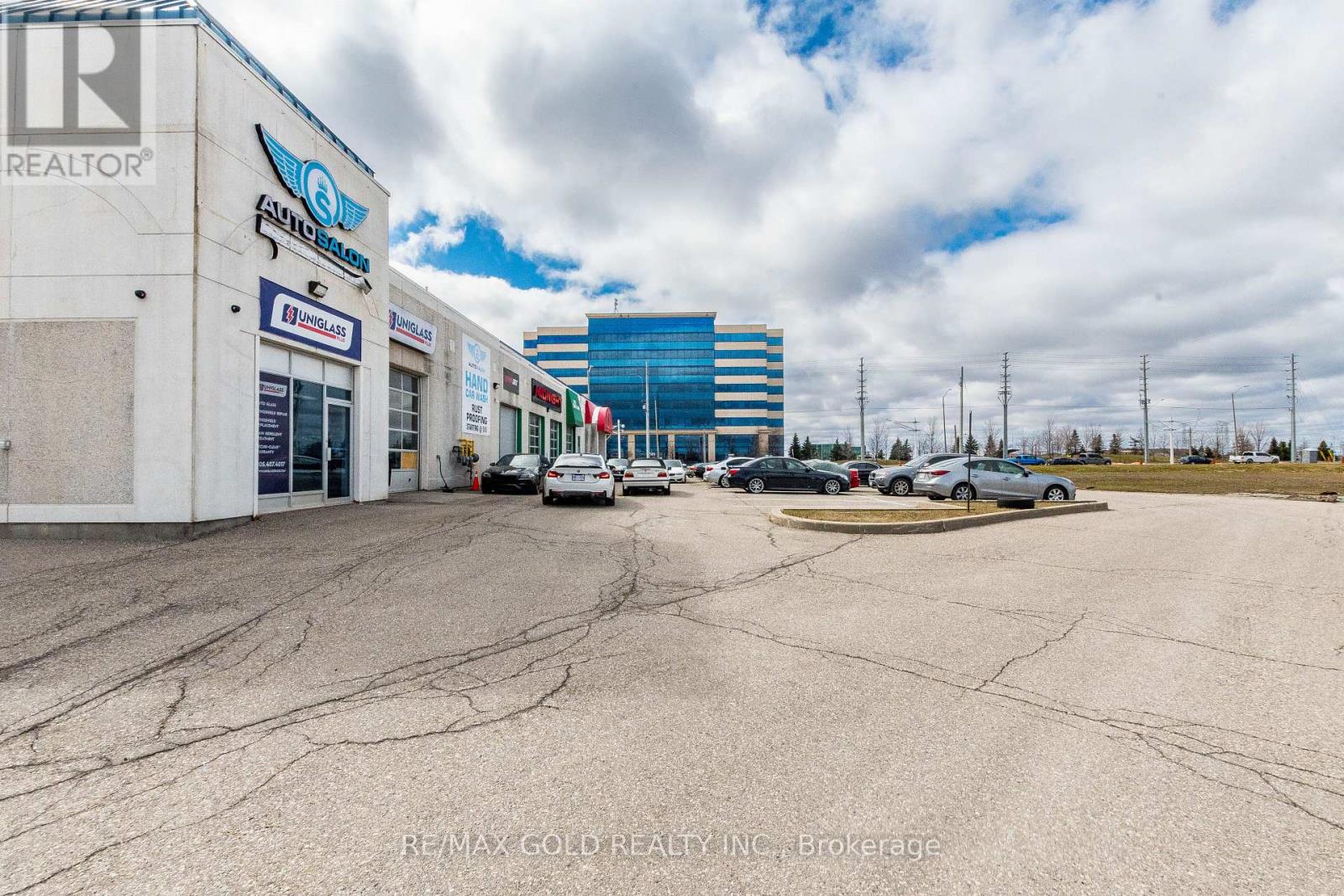 2 - 7091 Hurontario Street Property Photo 14
