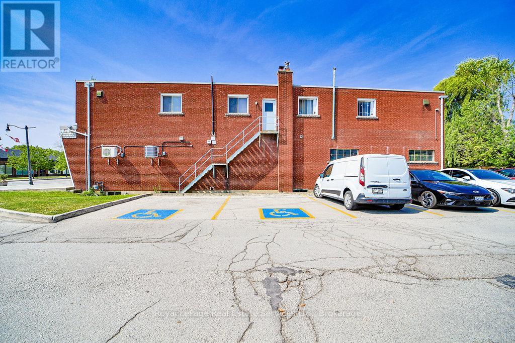 2307 - 2309 Lakeshore Road W Property Photo 26
