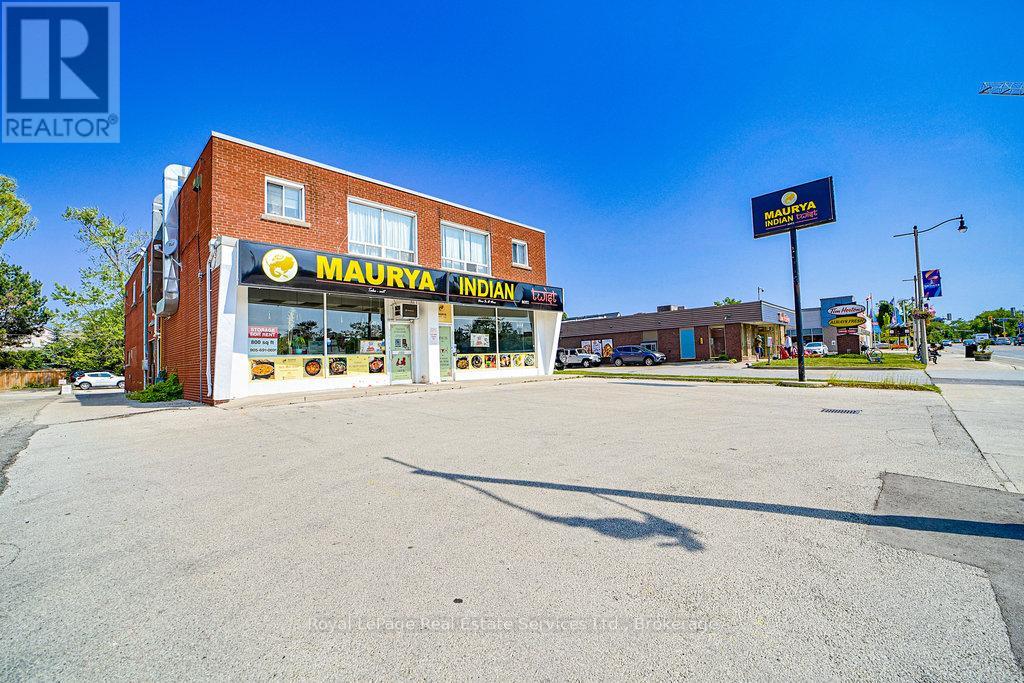 2307 - 2309 Lakeshore Road W Property Photo 30