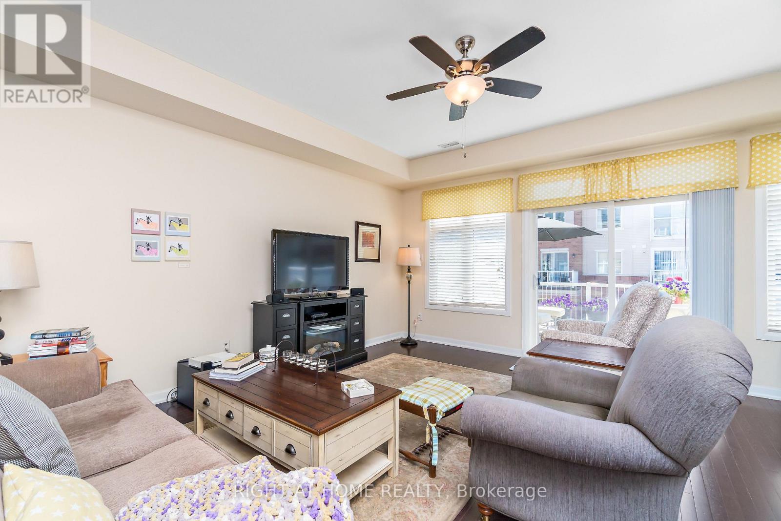 1268 Main Street E Property Photo 12