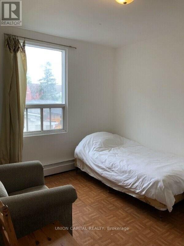 2 - 2015 Davenport Road Property Photo 2