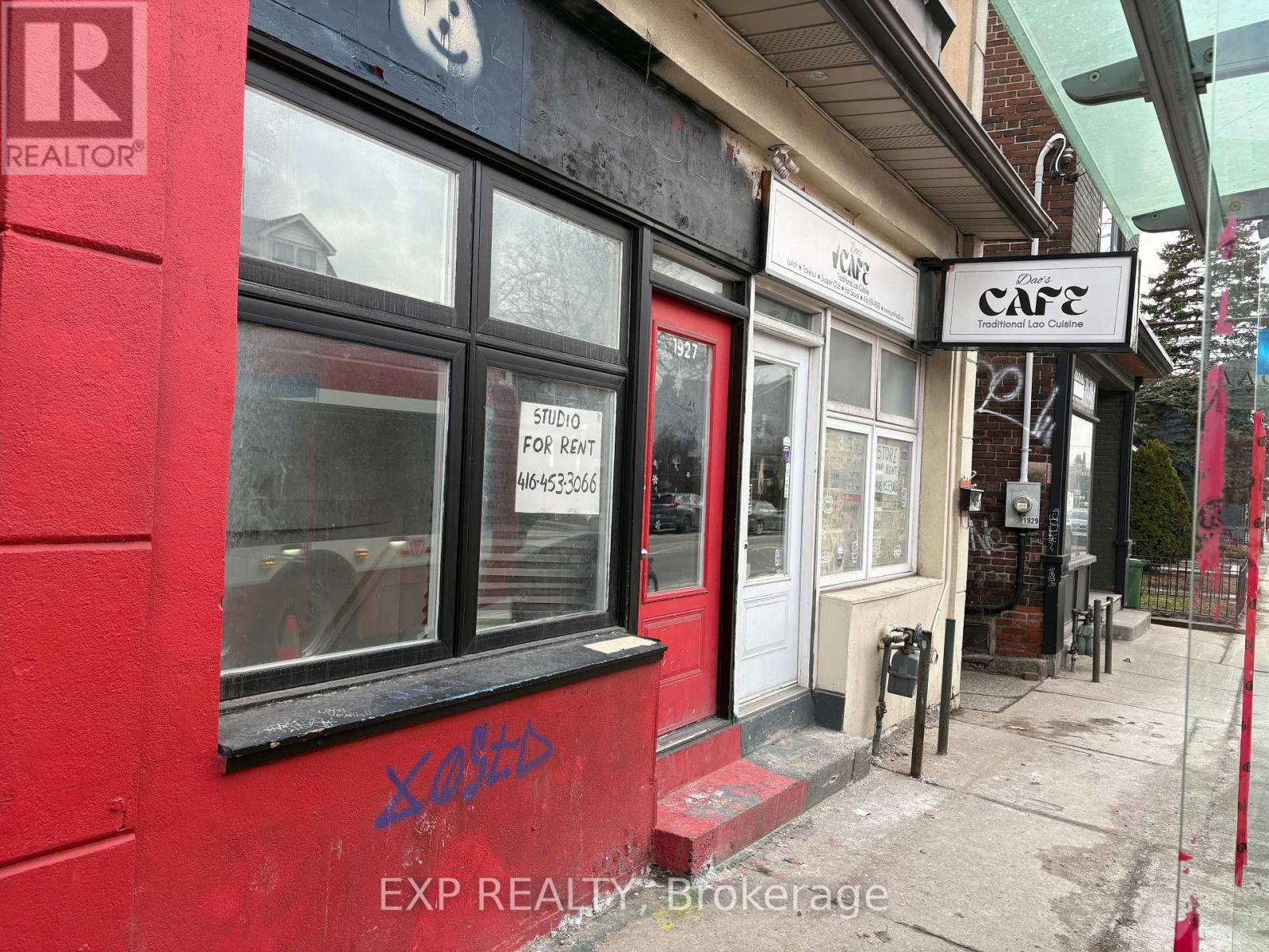 1927 DAVENPORT ROAD E Property Photo 1