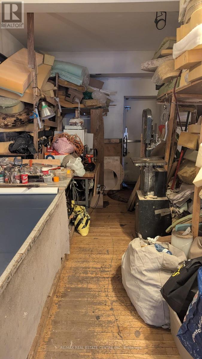 19 John Street Property Photo 6