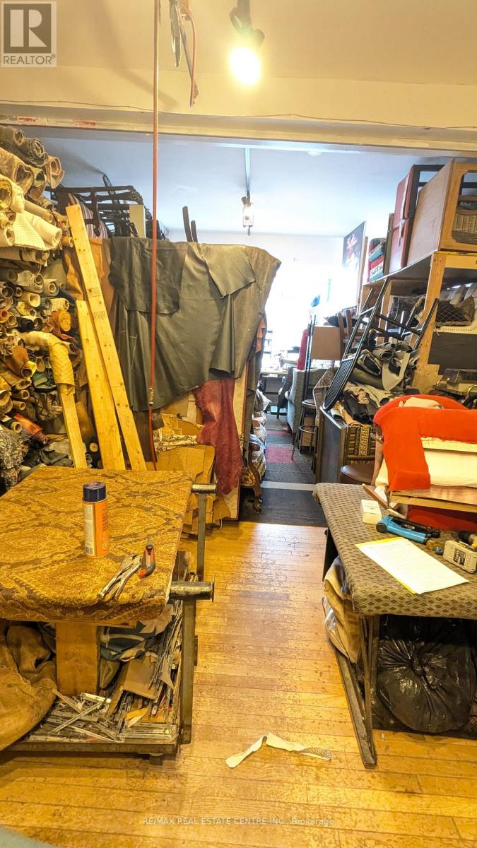 19 John Street Property Photo 32