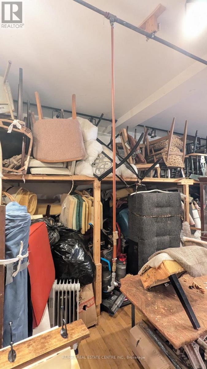 19 John Street Property Photo 42
