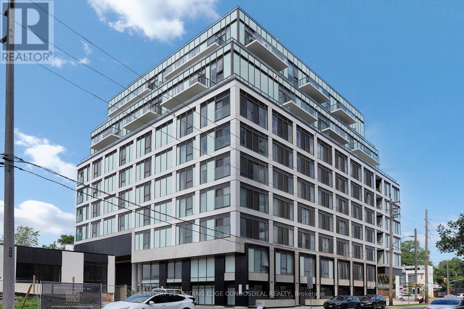 104 - 1195 THE QUEENSWAY