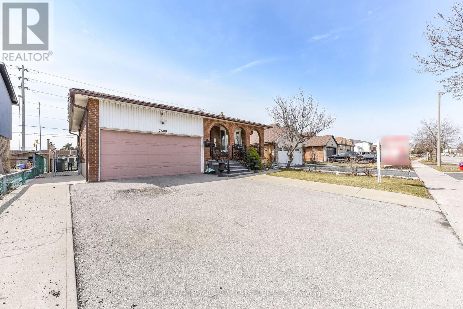 7608 Benavon Road Property Photo 3