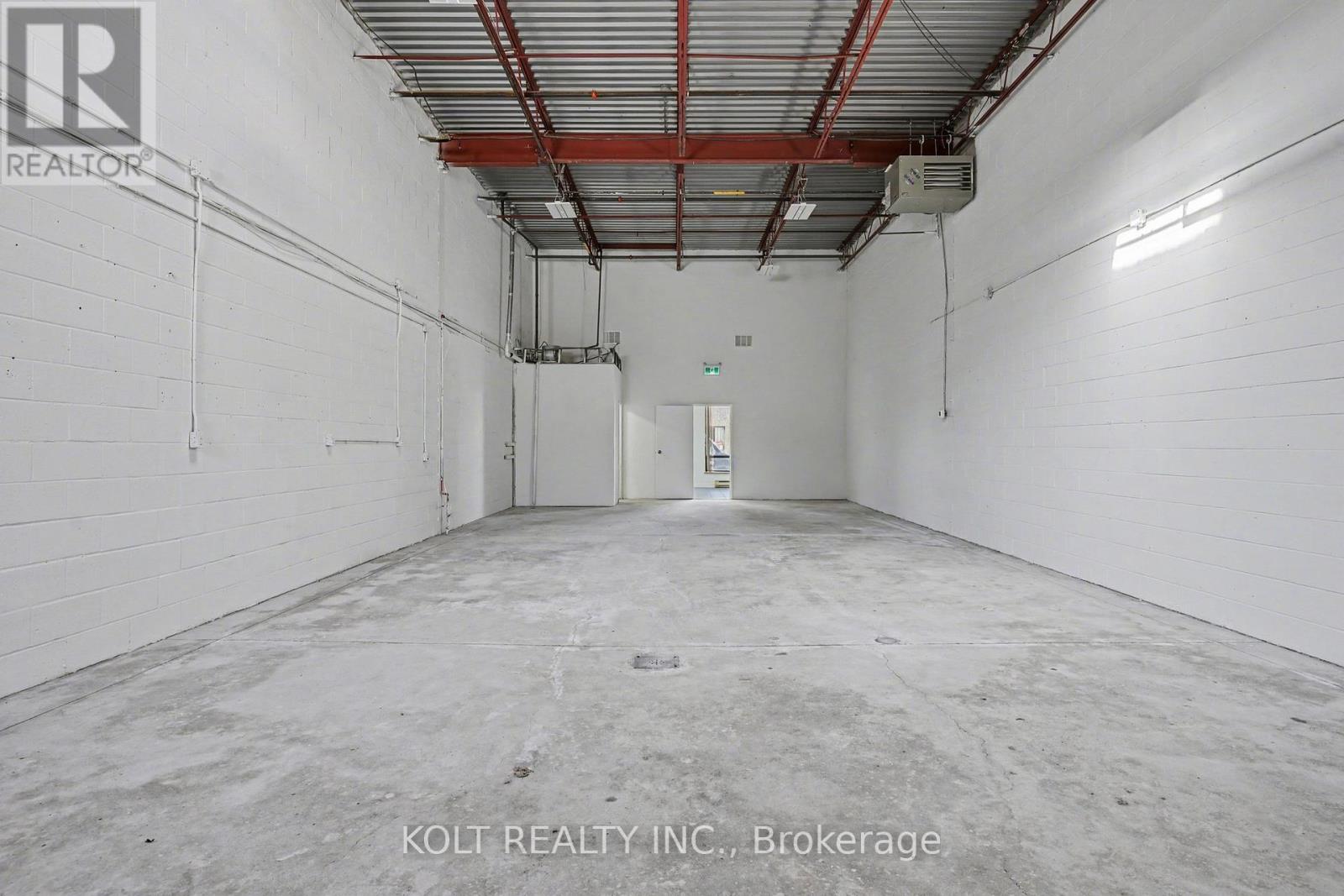 9 - 190 Britannia Road E Property Photo 16