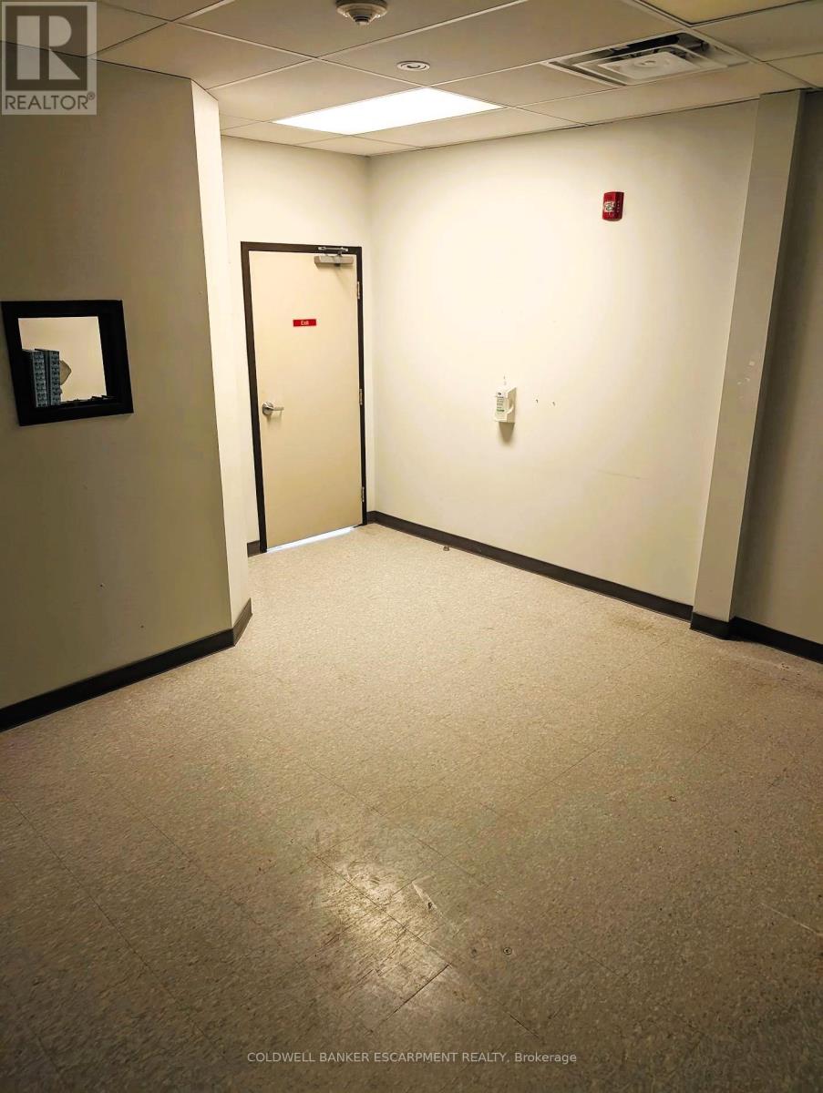 A/b - 10 Eastern Avenue Property Photo 6