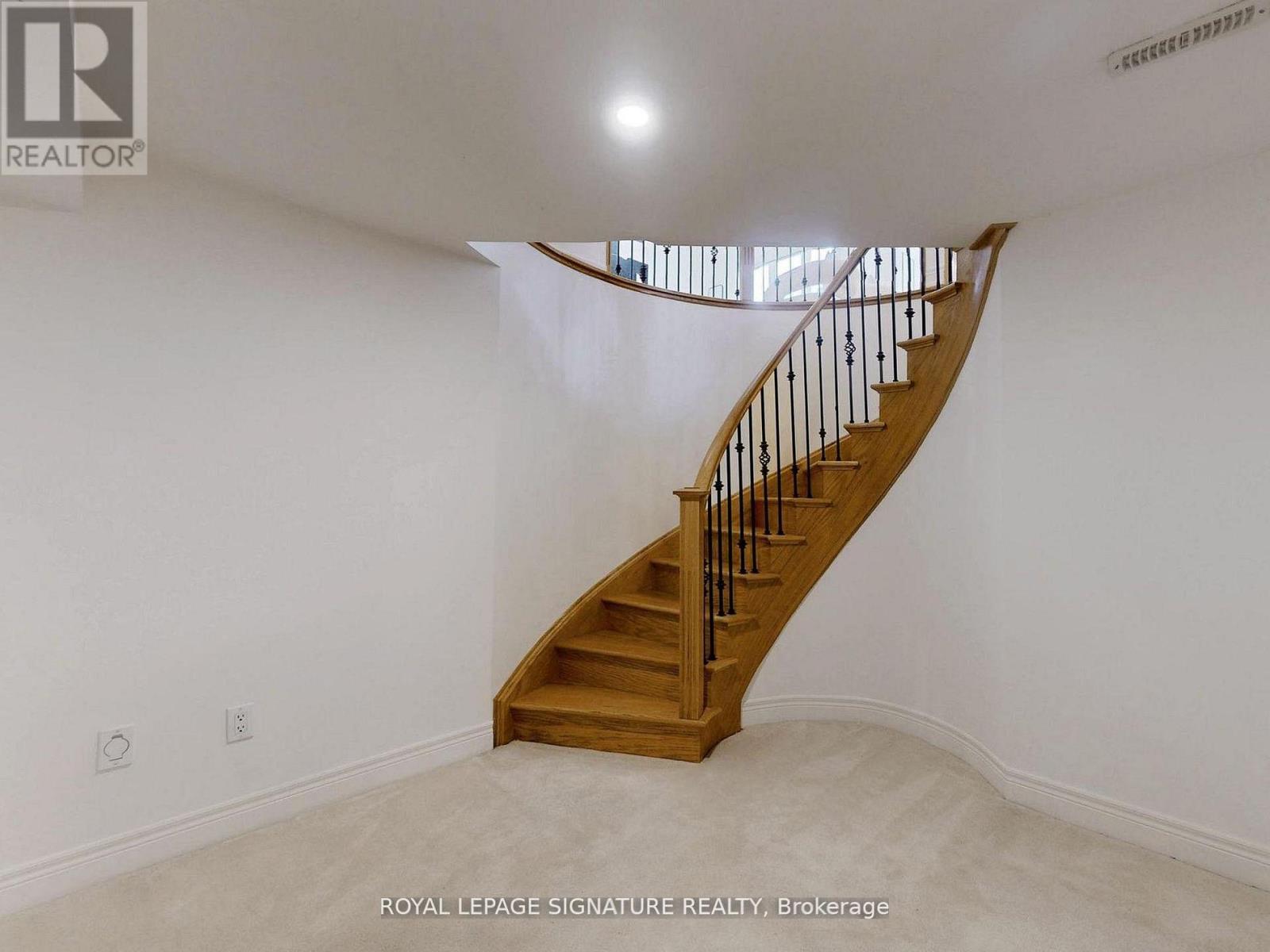 2238 Lyndhurst Drive Property Photo 42