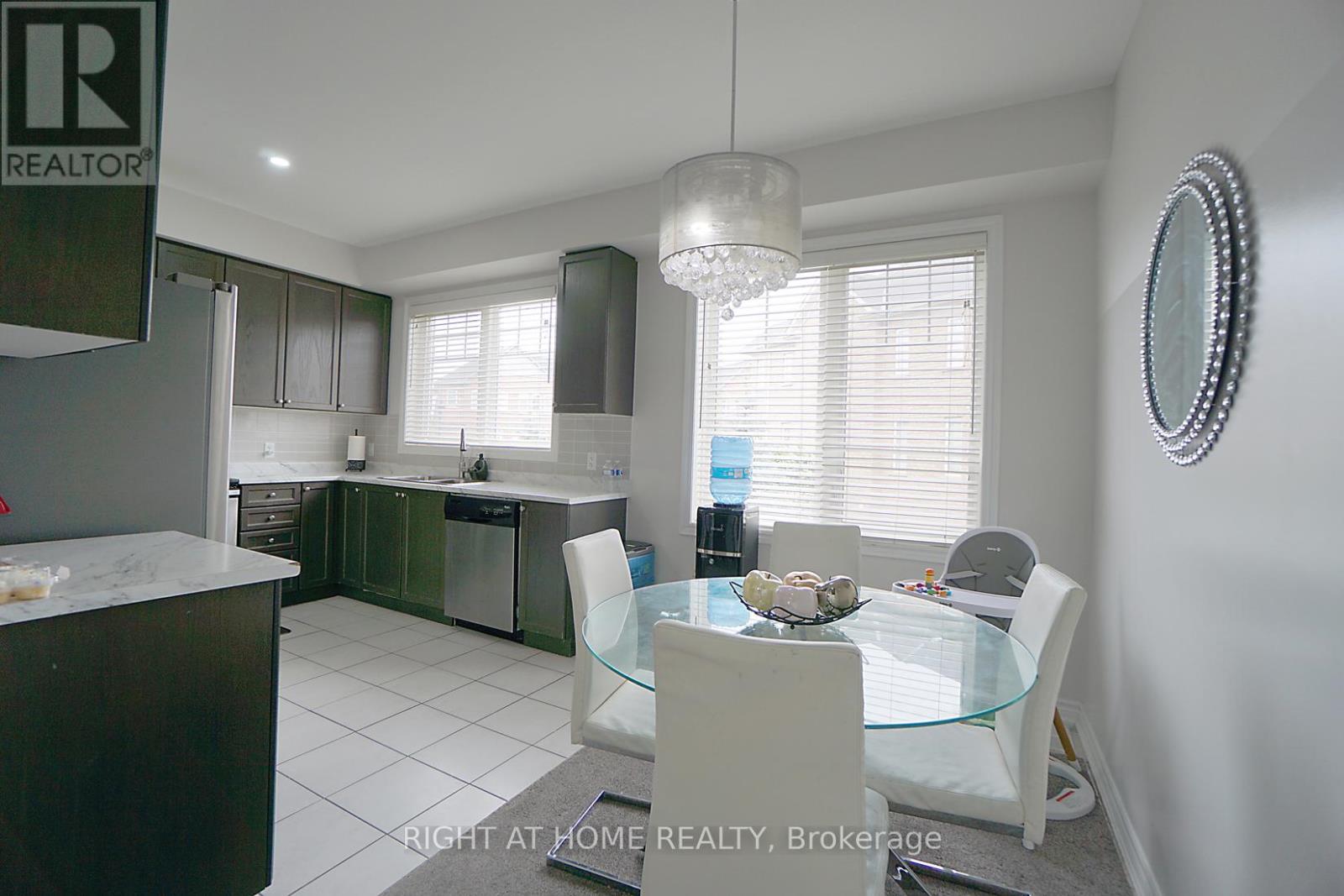 15 Magdalene Crescent Property Photo 13