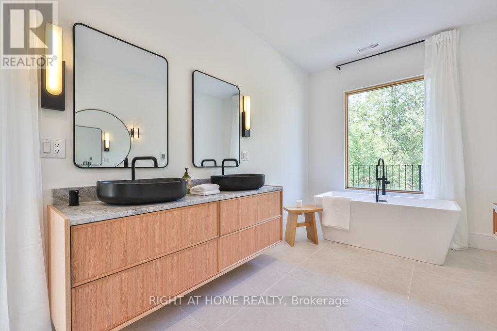 920 Calder Road Property Photo 24