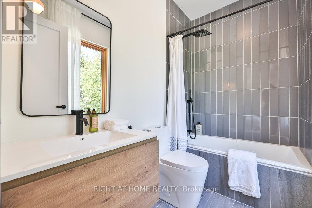 920 Calder Road Property Photo 34