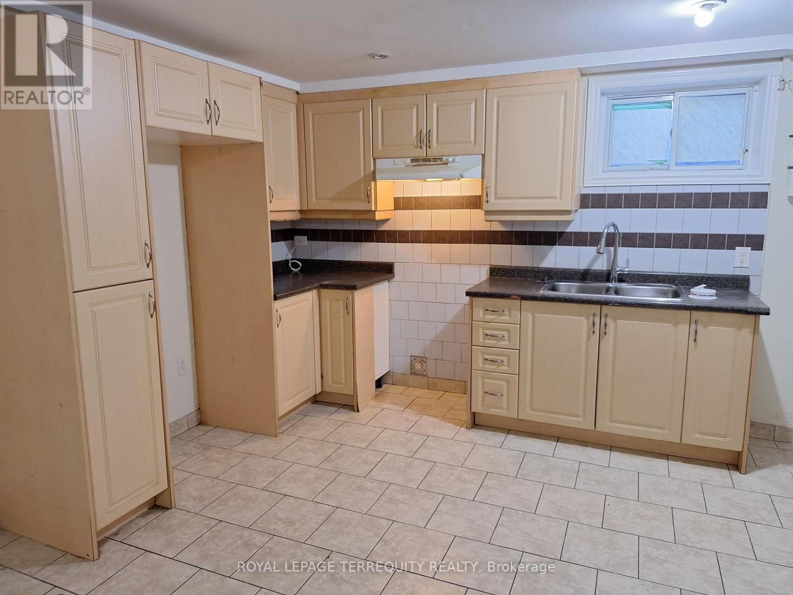 Lower Level - 706 Wilson Avenue Property Photo 4