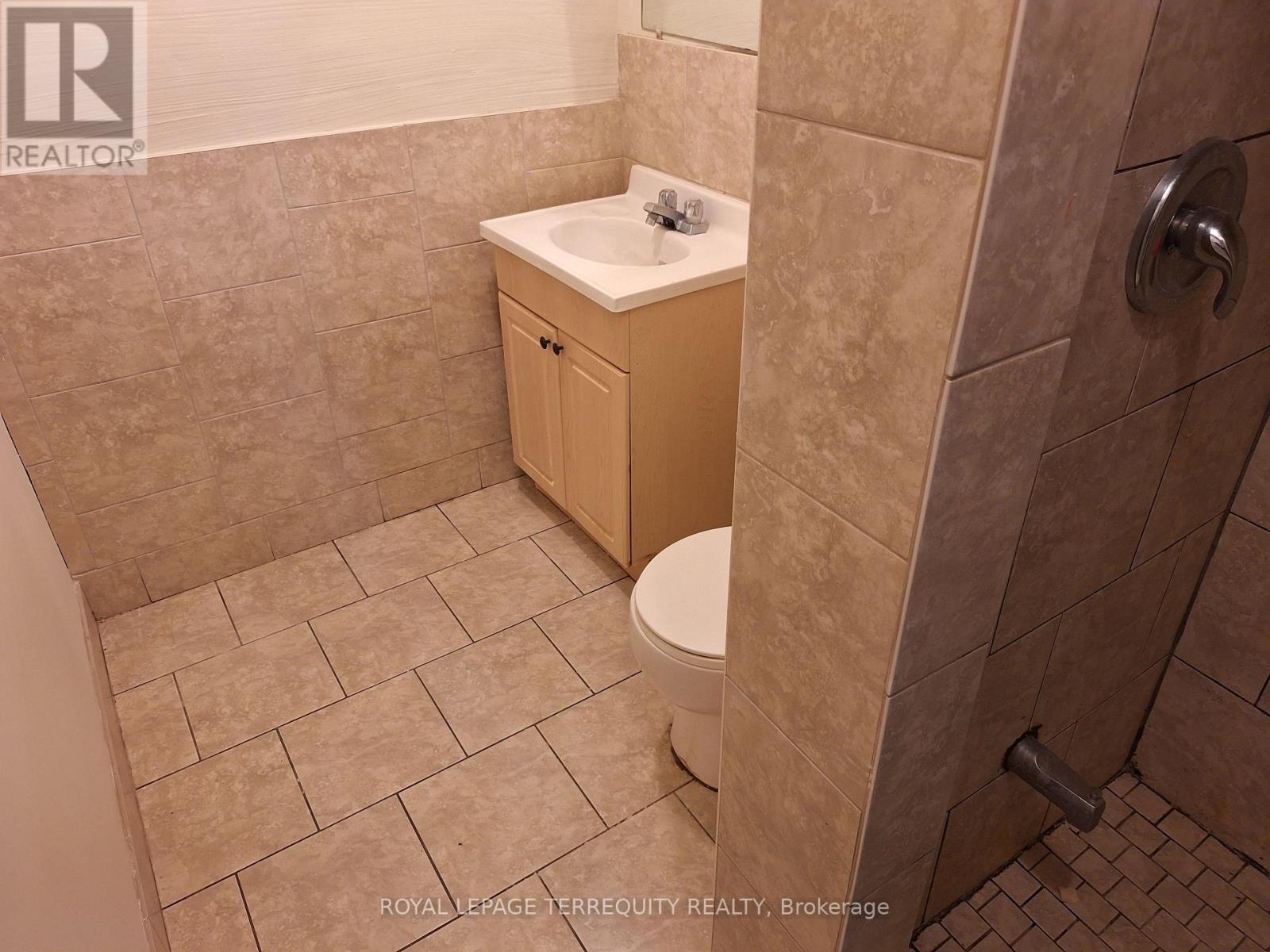 Lower Level - 706 Wilson Avenue Property Photo 6