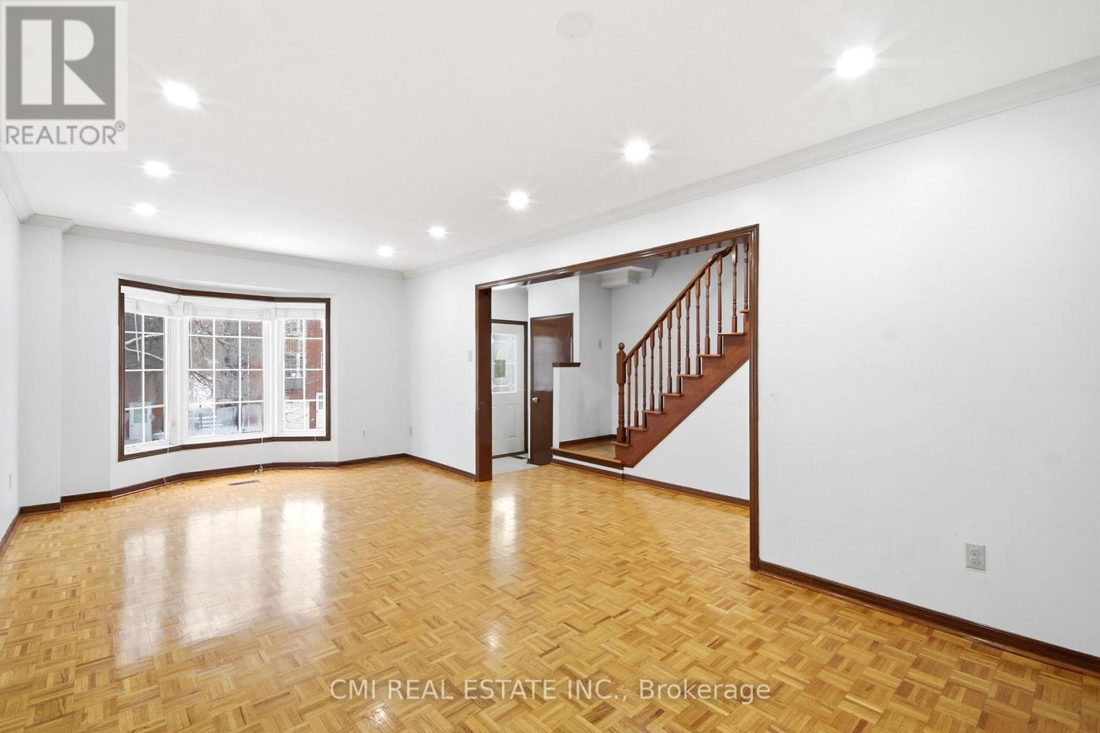 3 Forest Point Drive Property Photo 6