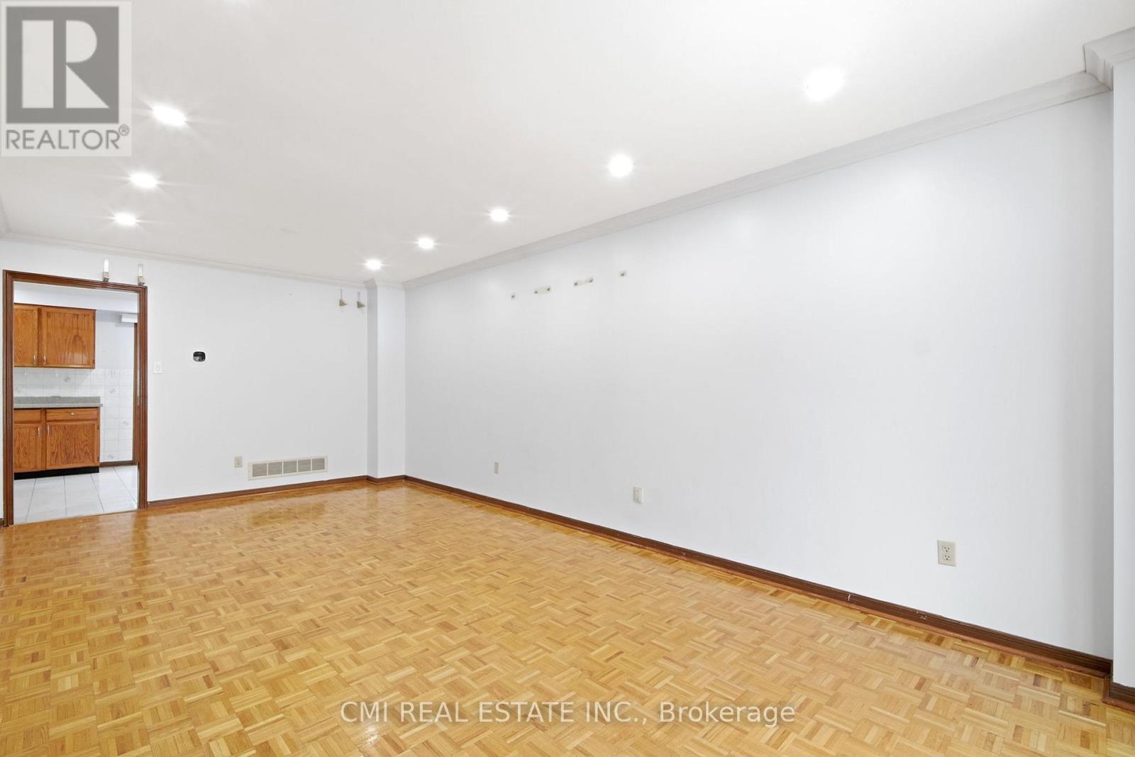 3 Forest Point Drive Property Photo 7