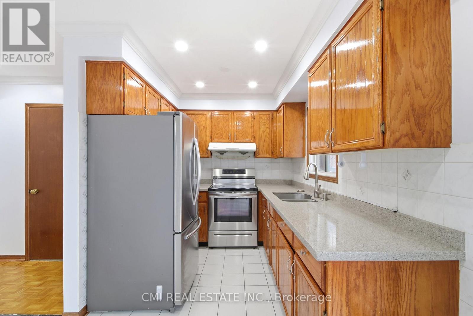 3 Forest Point Drive Property Photo 10