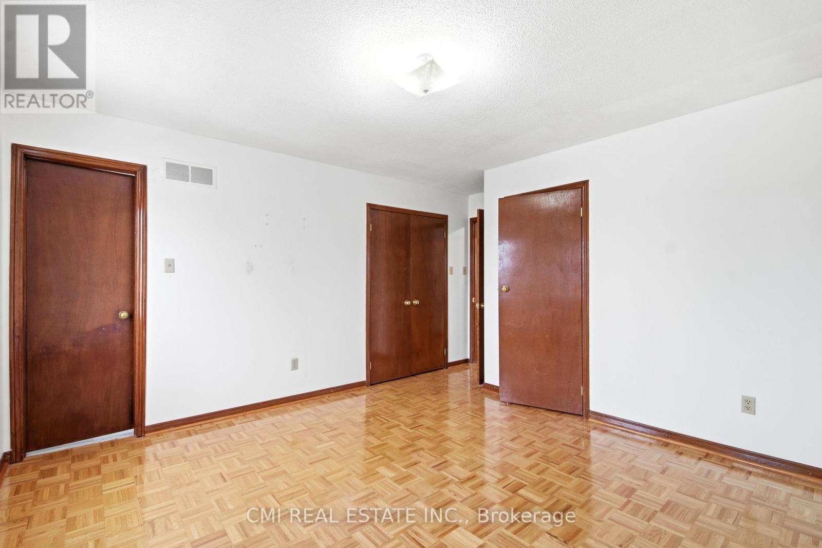 3 Forest Point Drive Property Photo 15