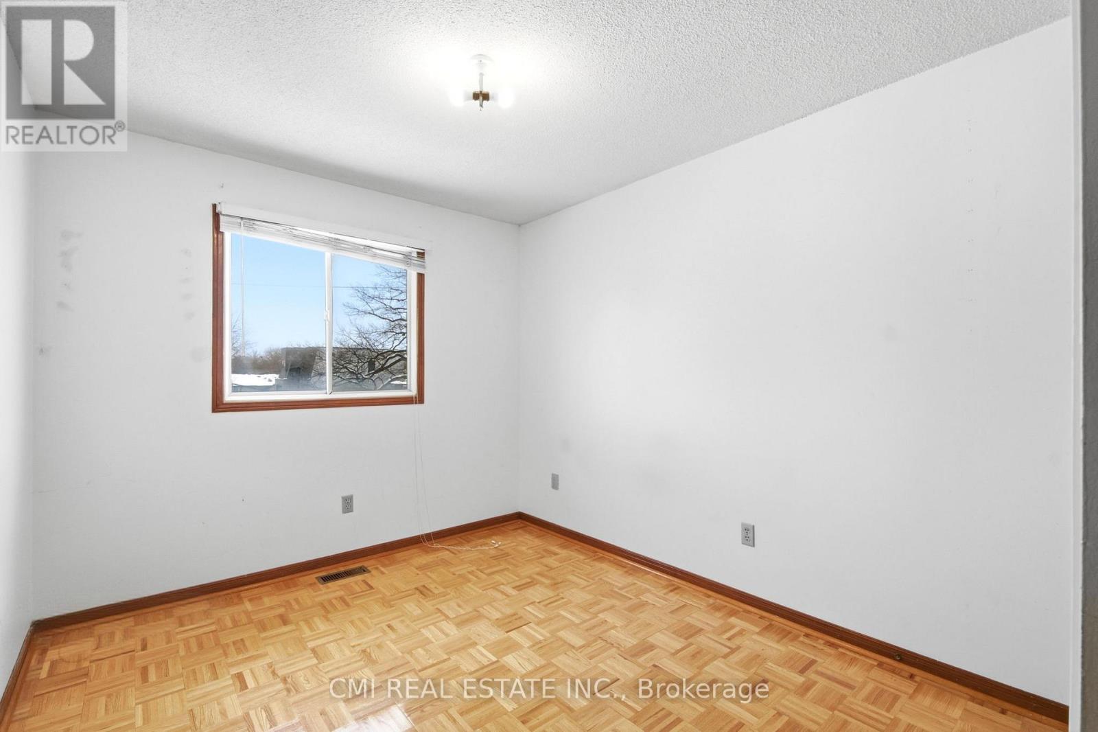 3 Forest Point Drive Property Photo 18