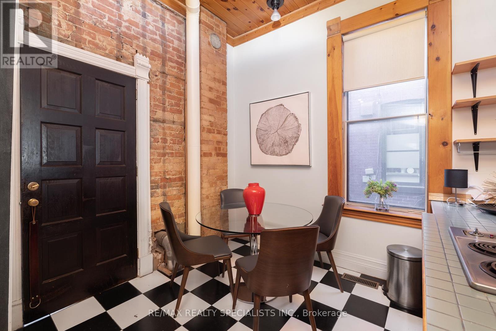 48 Leopold Street Property Photo 13