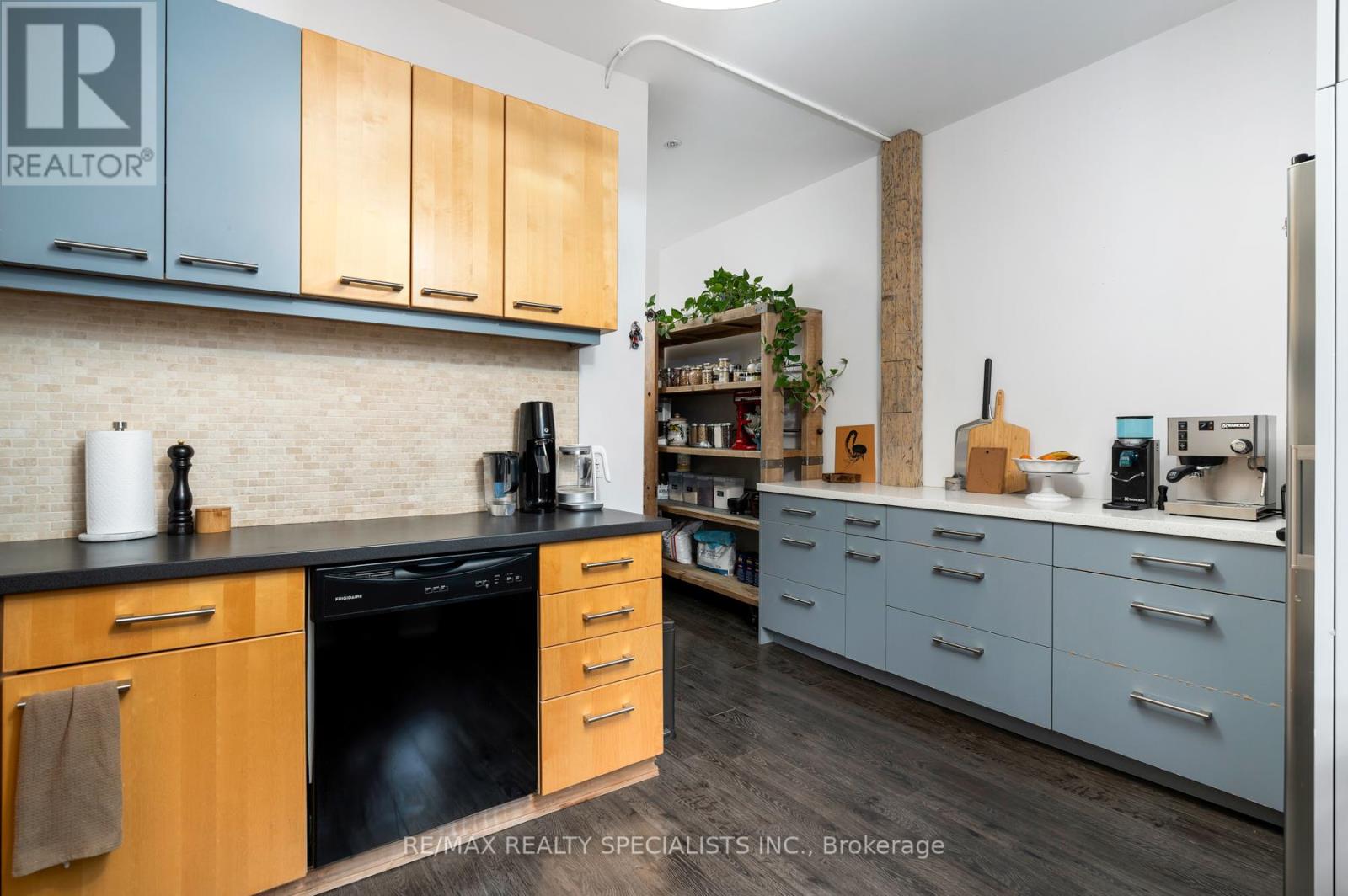 48 Leopold Street Property Photo 26