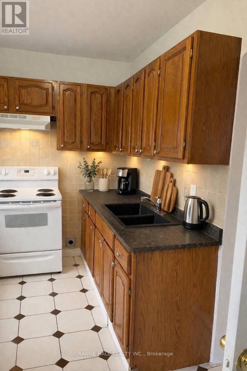 189 Parkside Drive Property Photo 15