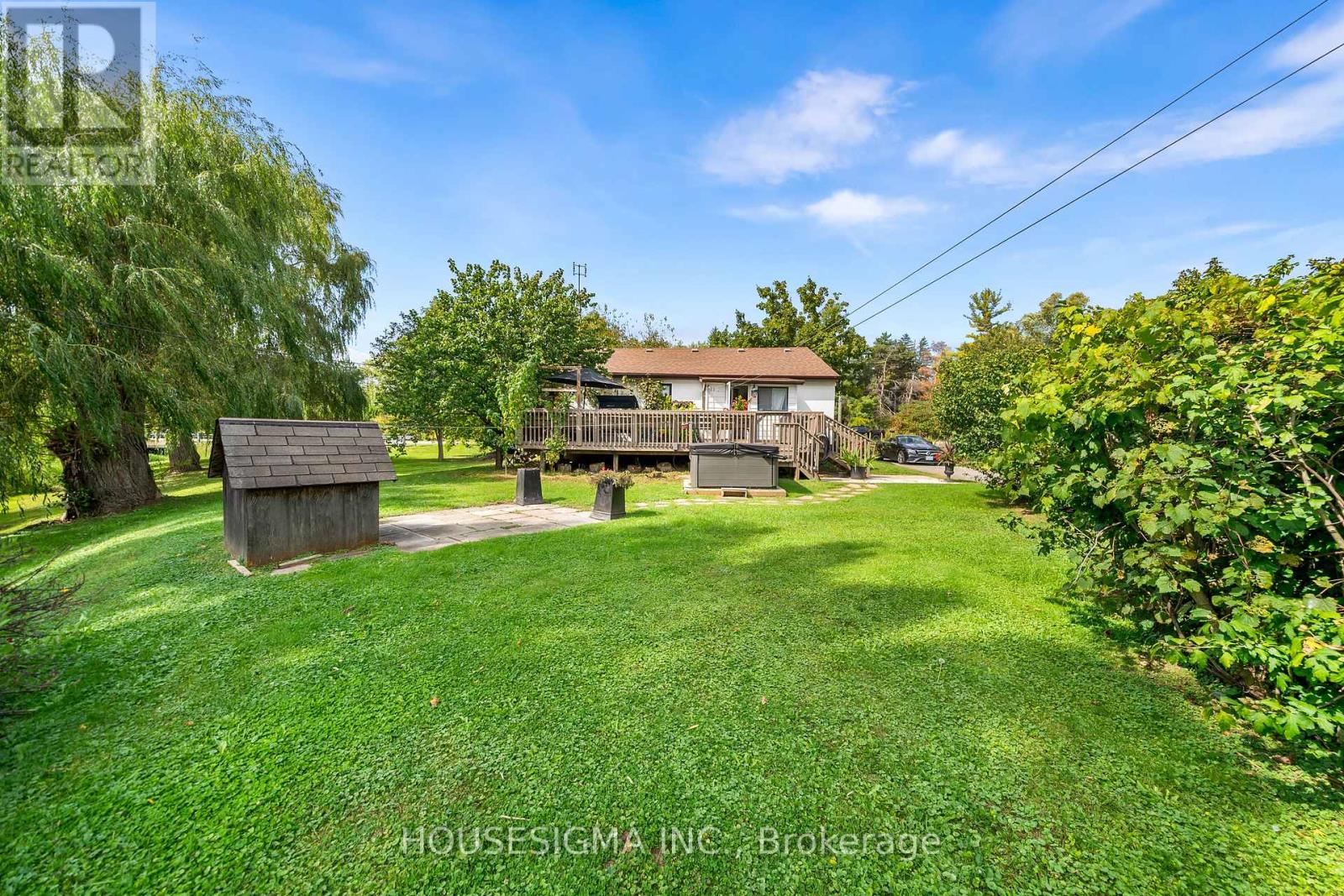 2701 Embleton Road Property Photo 37