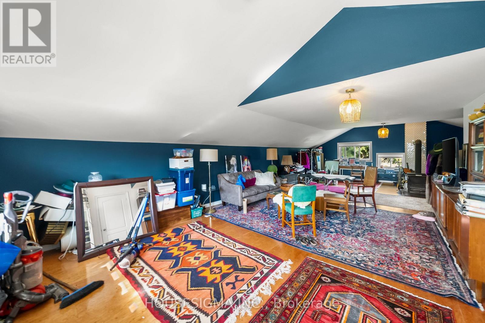 2701 Embleton Road Property Photo 41