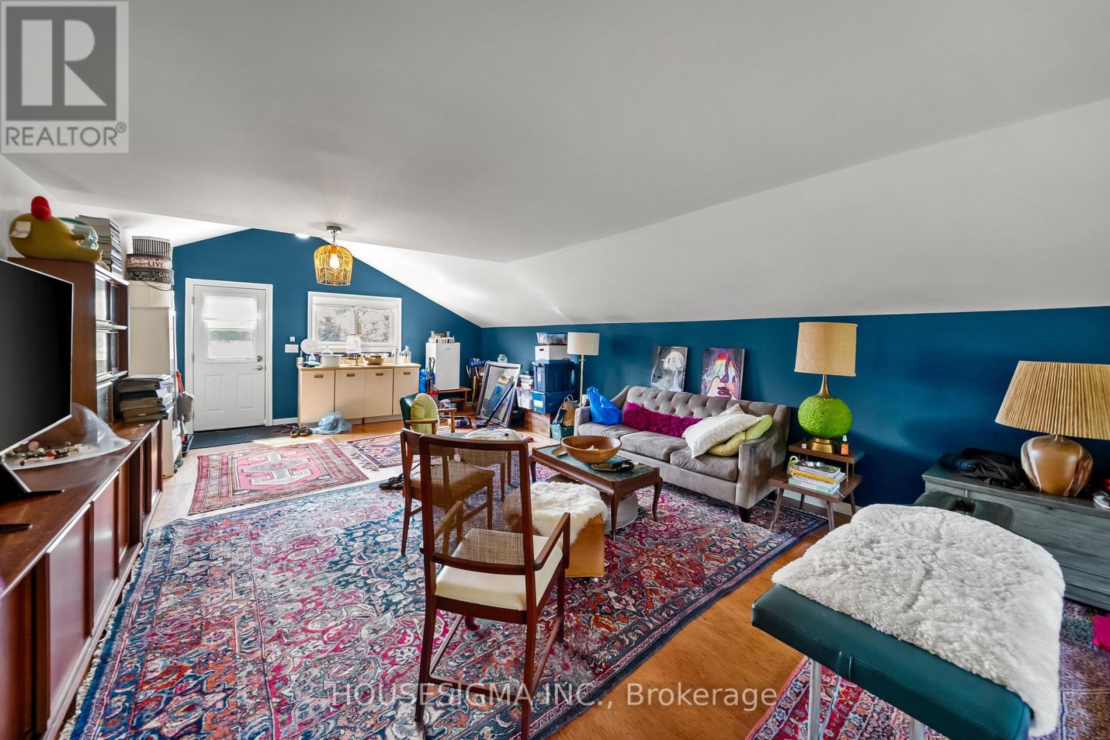 2701 Embleton Road Property Photo 43