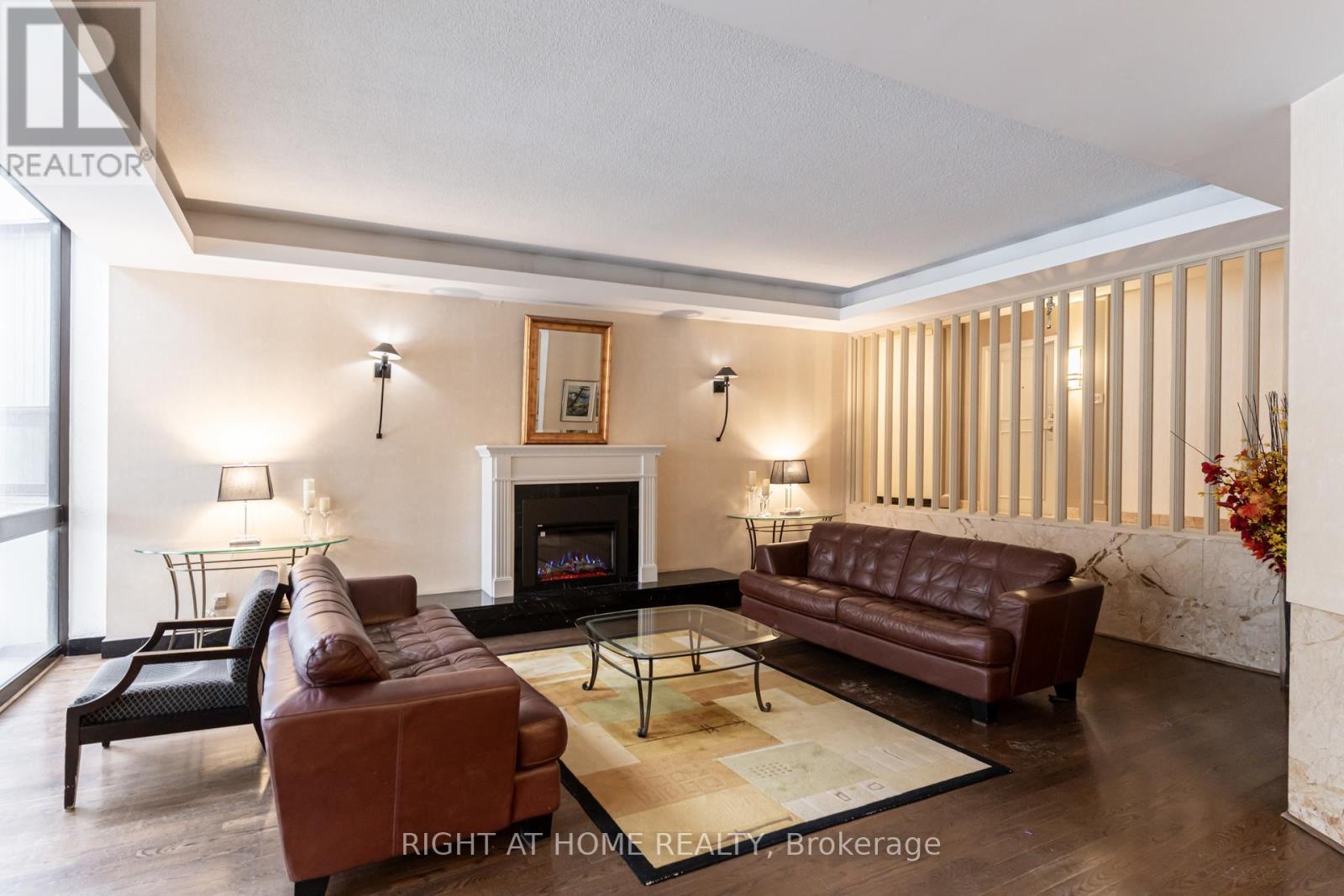 606 - 1333 Bloor Street Property Photo 6