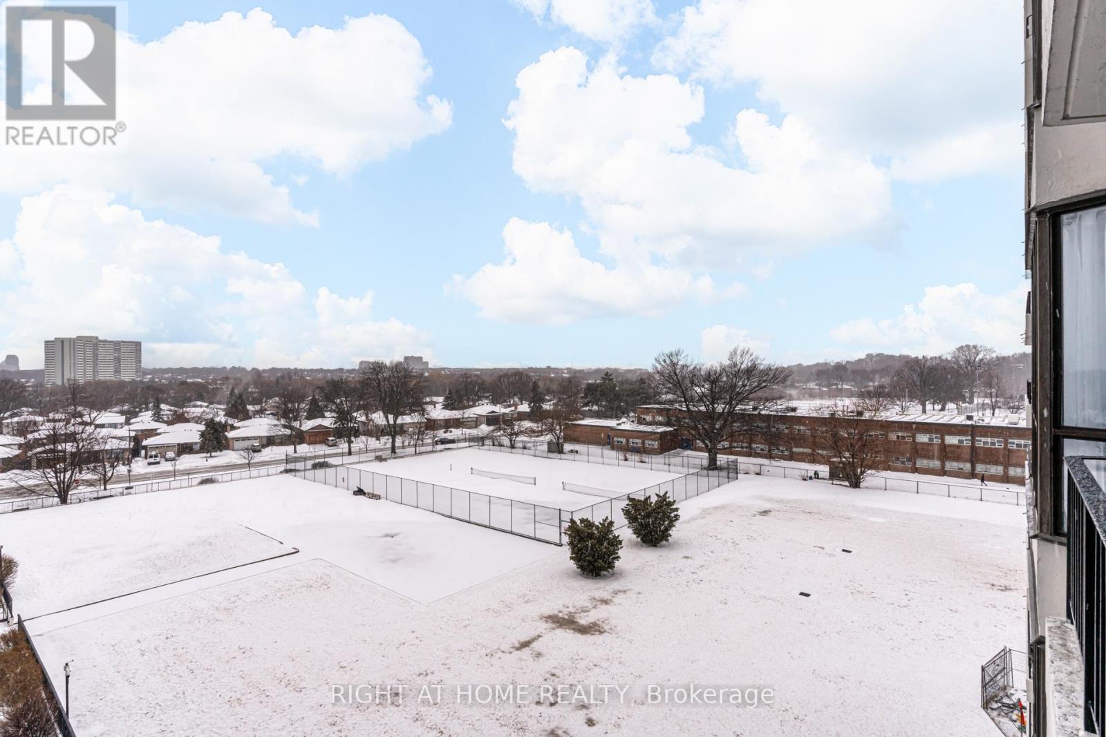 606 - 1333 Bloor Street Property Photo 33