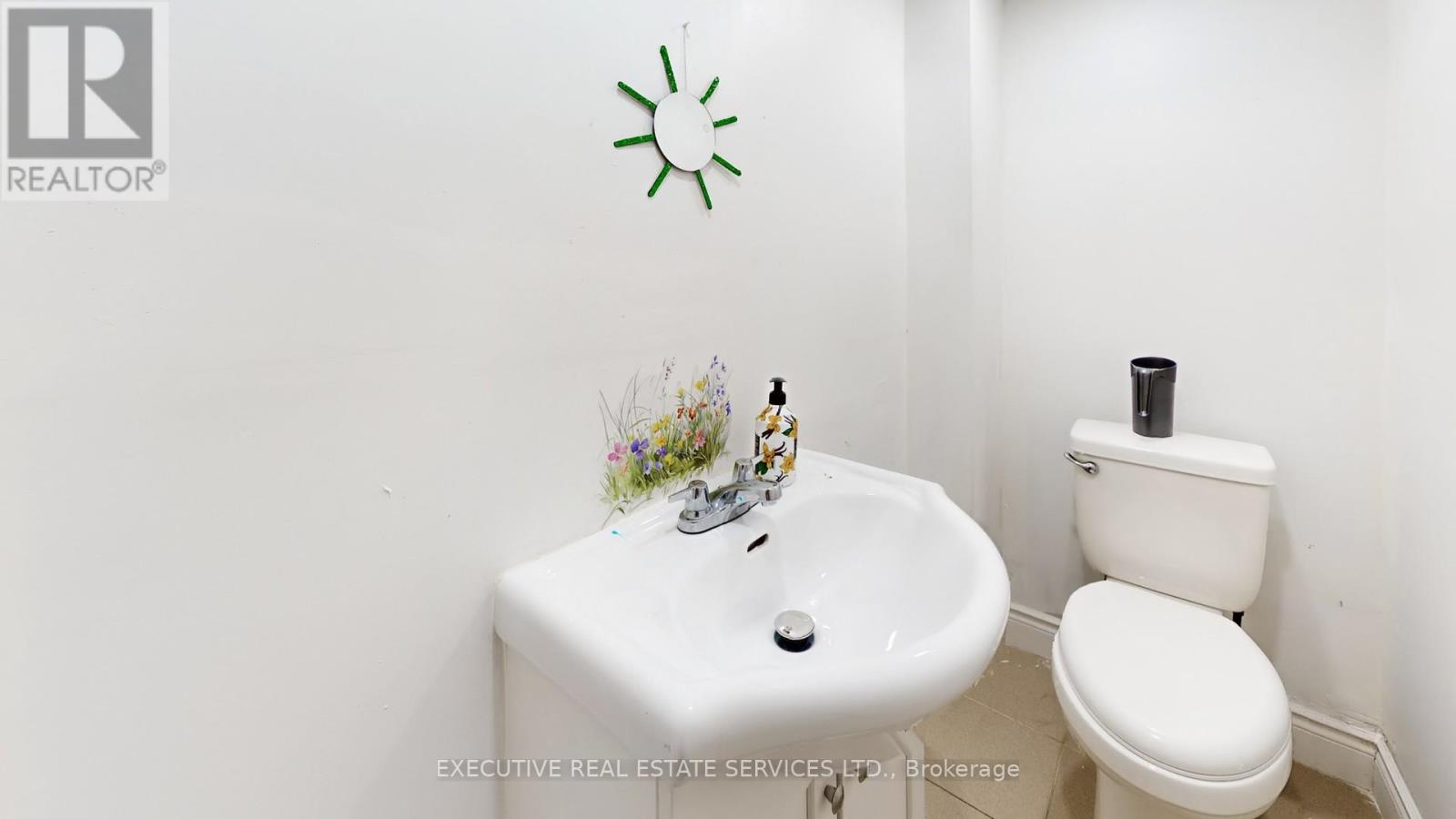 89 John Street Property Photo 15