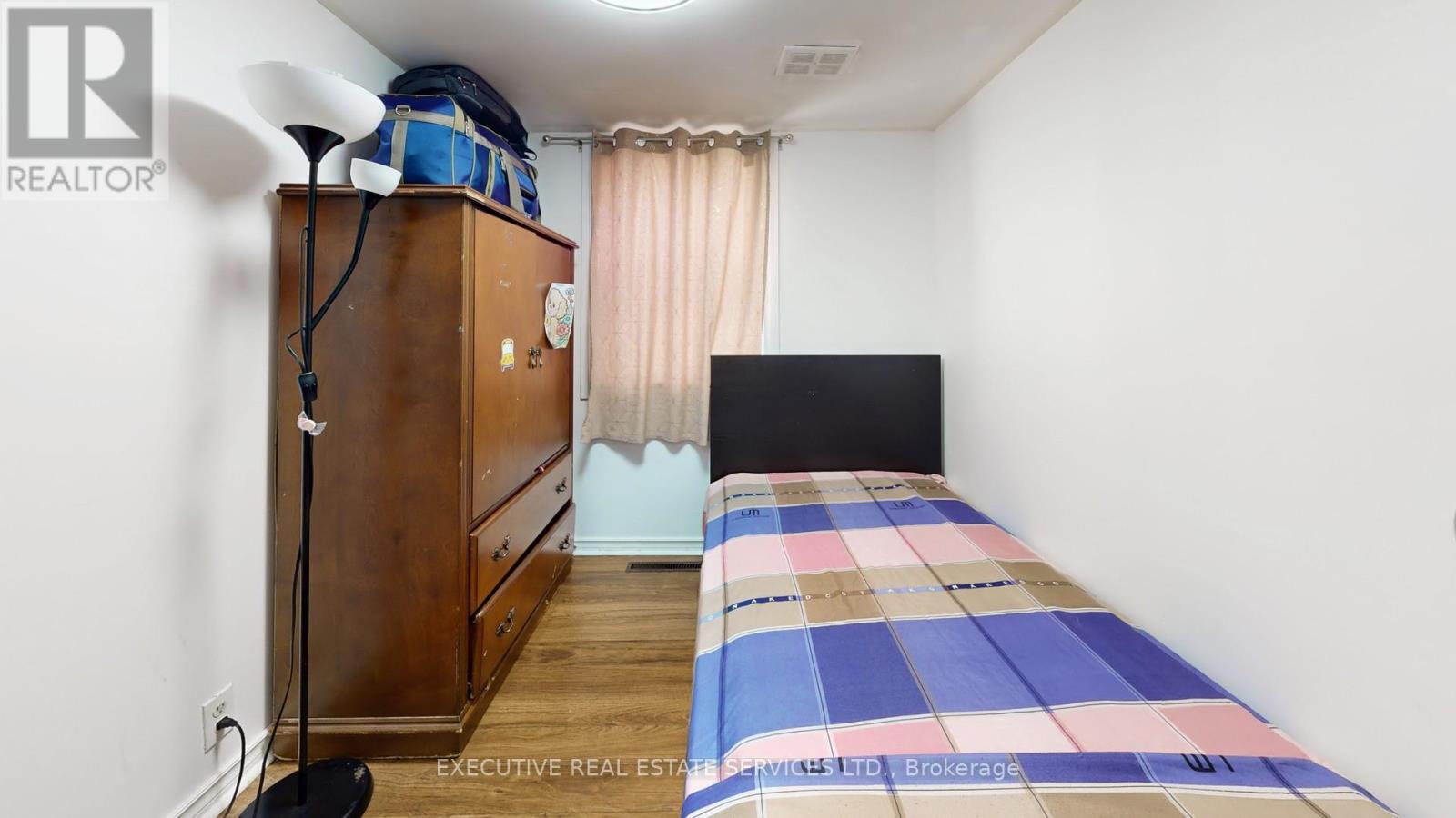 89 John Street Property Photo 24