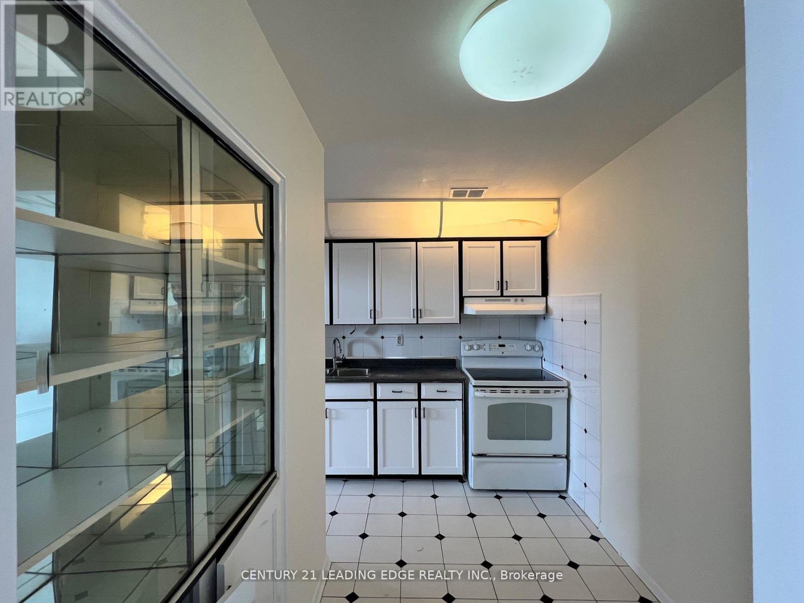 916 - 80 Grandravine Drive Property Photo 4