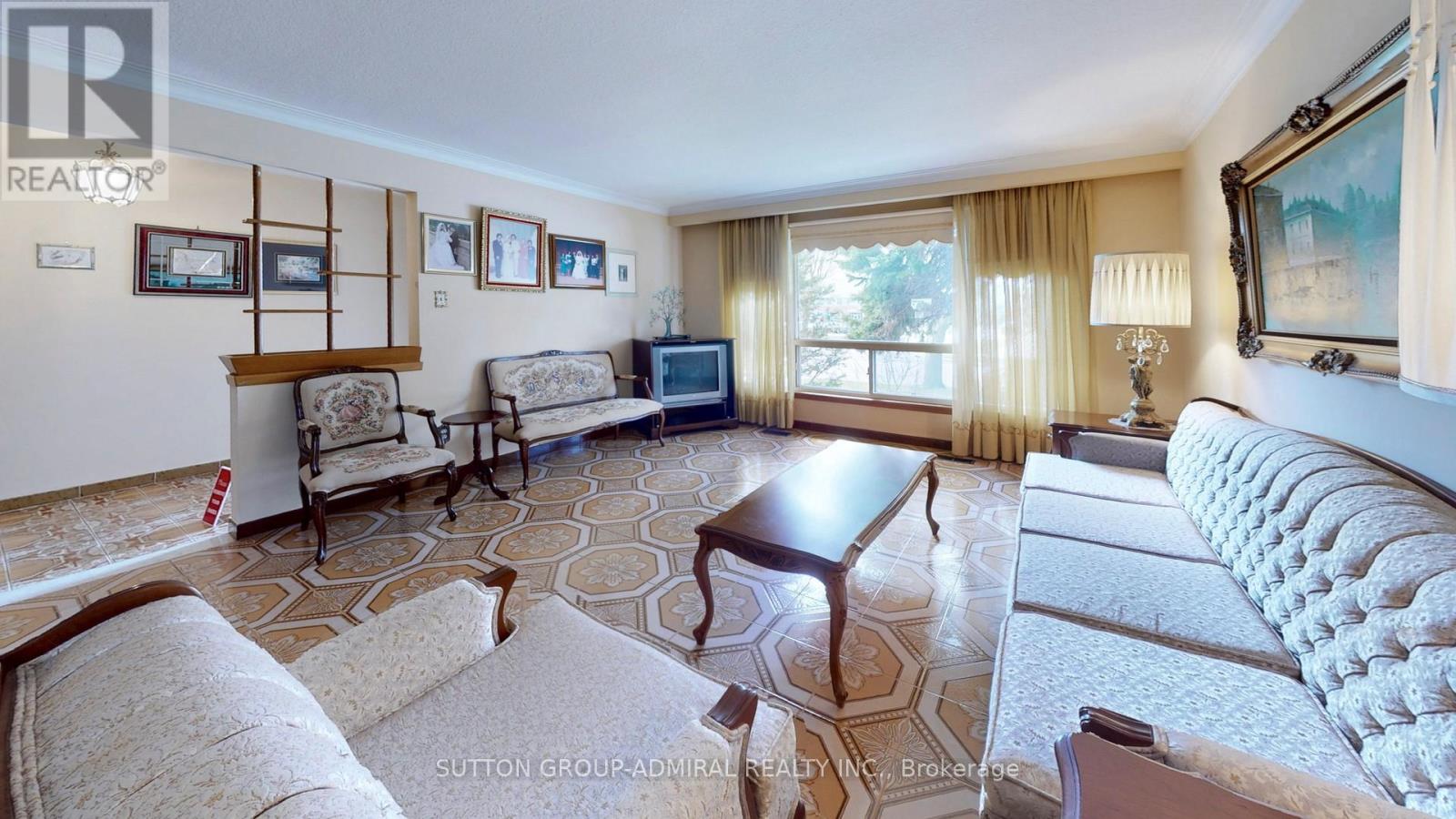 119 Brampton Road Property Photo 5