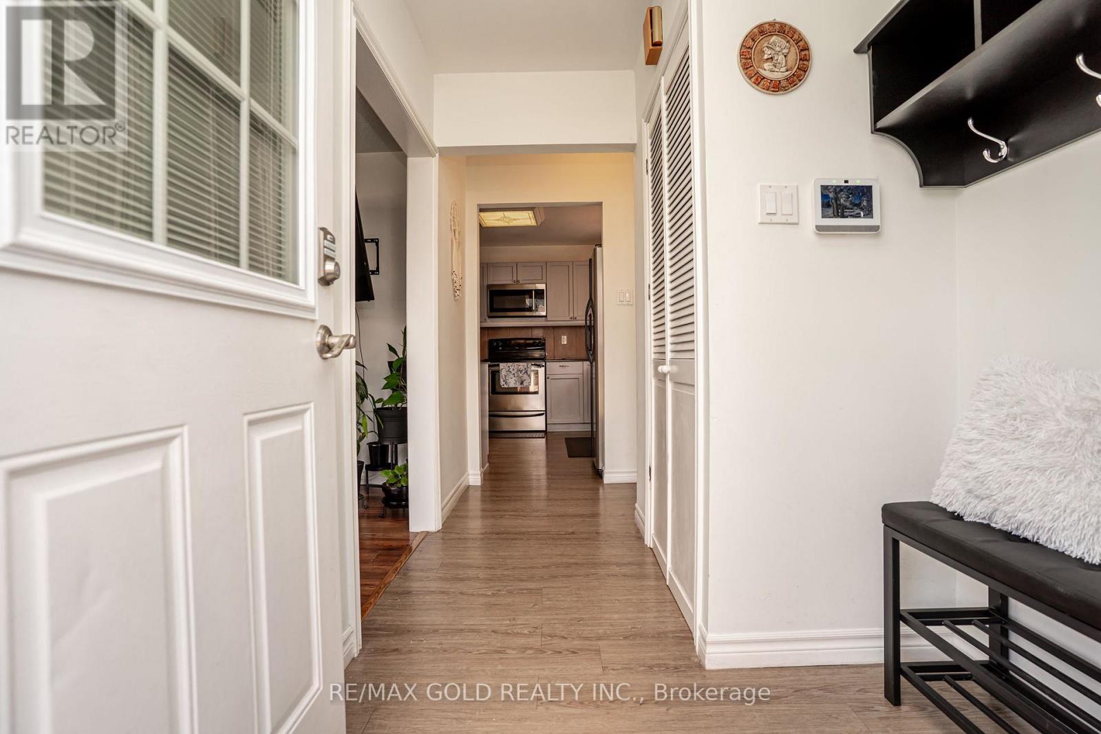 53 Davenport Crescent Property Photo 5