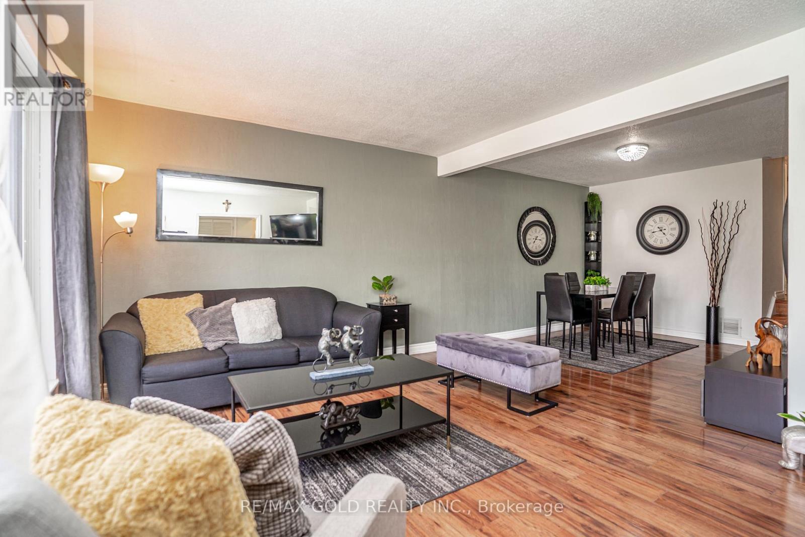53 Davenport Crescent Property Photo 8