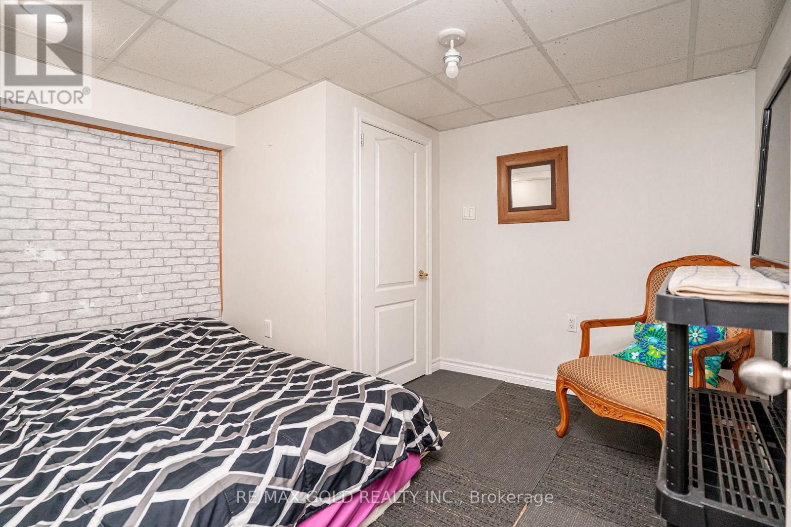 53 Davenport Crescent Property Photo 32