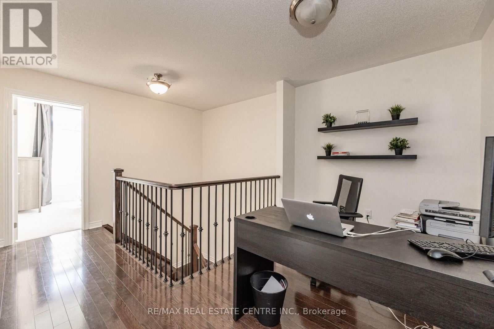 2453 Village Common Property Photo 17