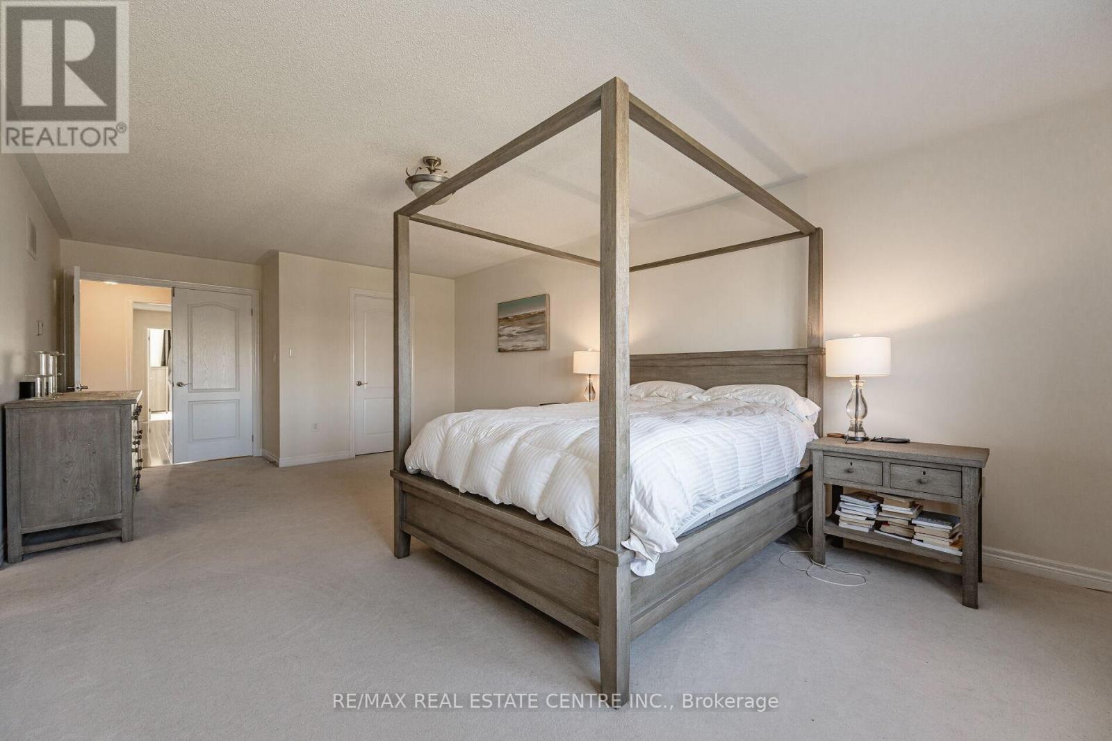 2453 Village Common Property Photo 21